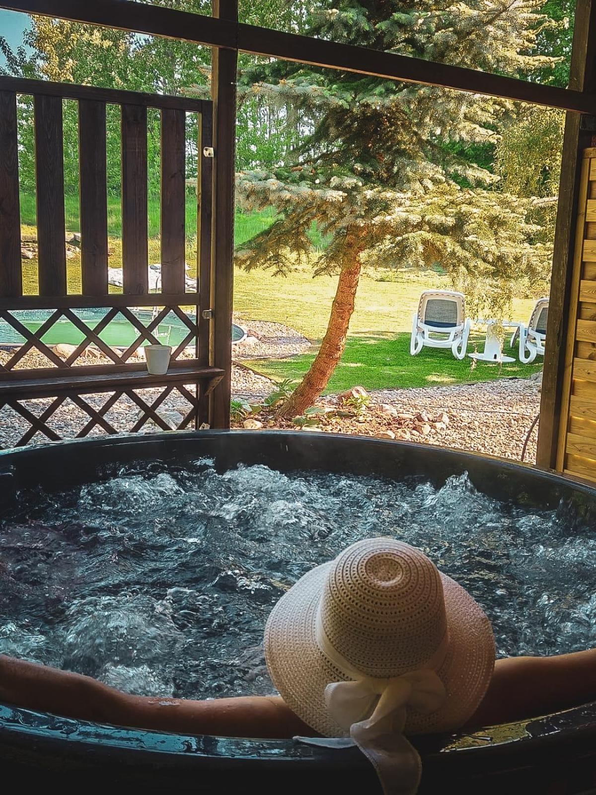 Willa Szymbark - Basen, Sauna, Balia, Jacuzzi, Dom Caloroczny W Szymbarku Eksteriør bilde